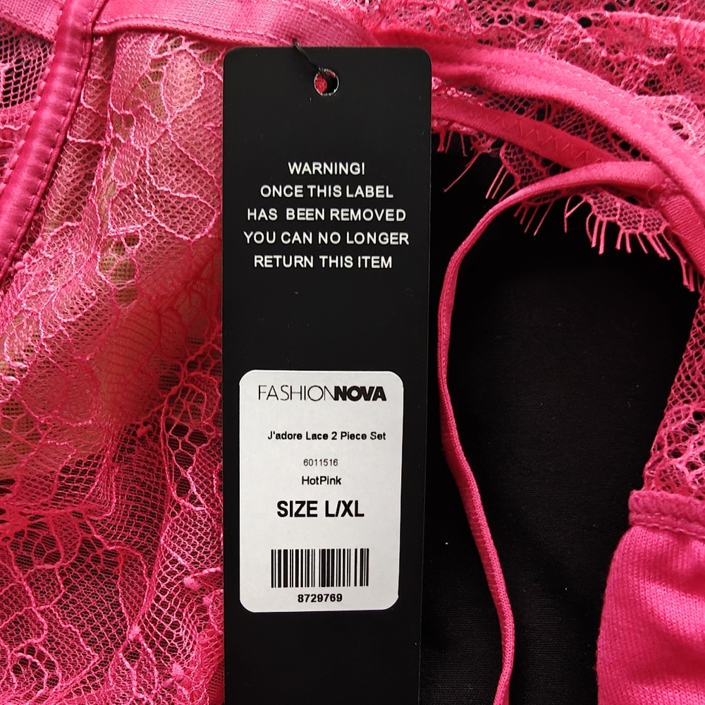 NWT FASHIONNOVA Lace Bralette and Panty Set in Hot Pink, Size L/XL - Picture 3 of 6